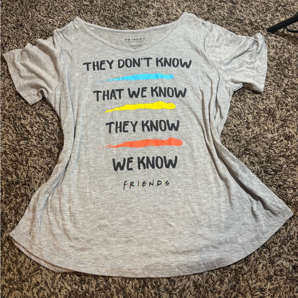 Friends TV Show Women’s Graphic T-Shirt – “They Don’t Know That We Know” Quote